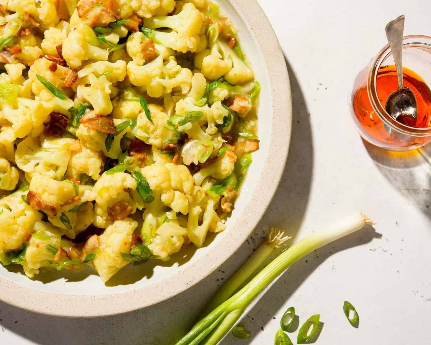 Mouth-Watering Braised Cauliflower with Crispy Bacon