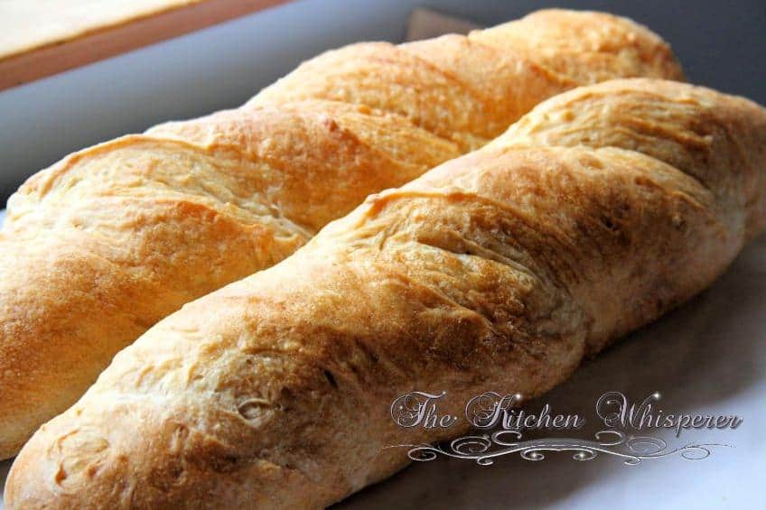 Cut open a warm loaf and enjoy the aroma of freshly baked bread.