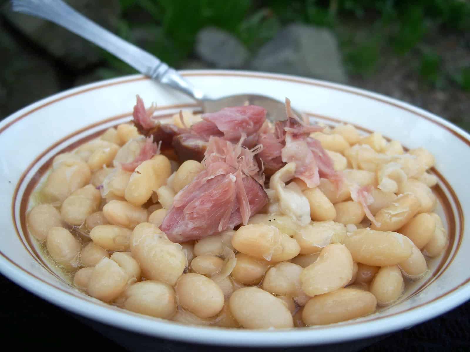Delicious and Healthy Dollywood White Beans Recipe