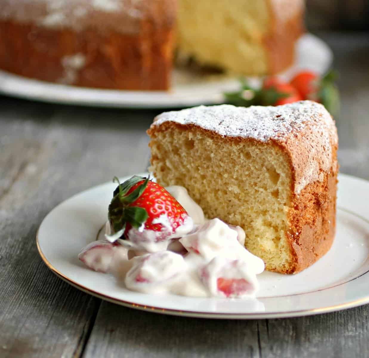  Each bite of this sponge cake is full of vanilla flavor and melts in your mouth.