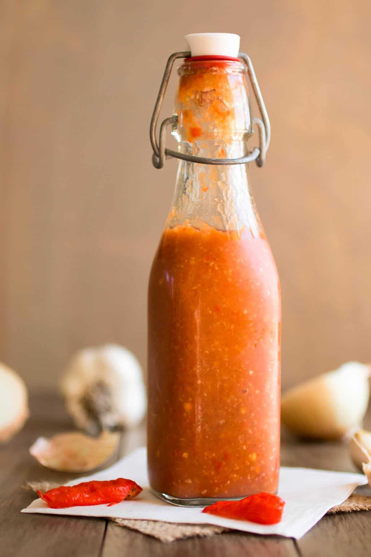 Spicy and Satisfying: Ghost Pepper Chili Hot Sauce Recipe