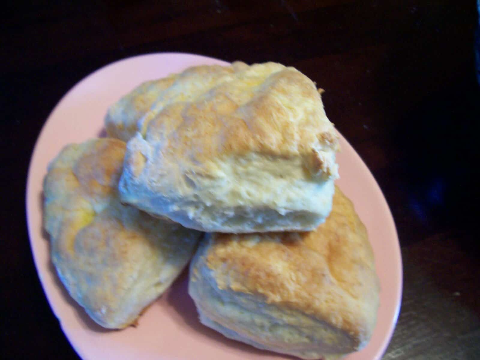  Mama's ' Bestest' Biscuits: Flaky layers of love in every bite!