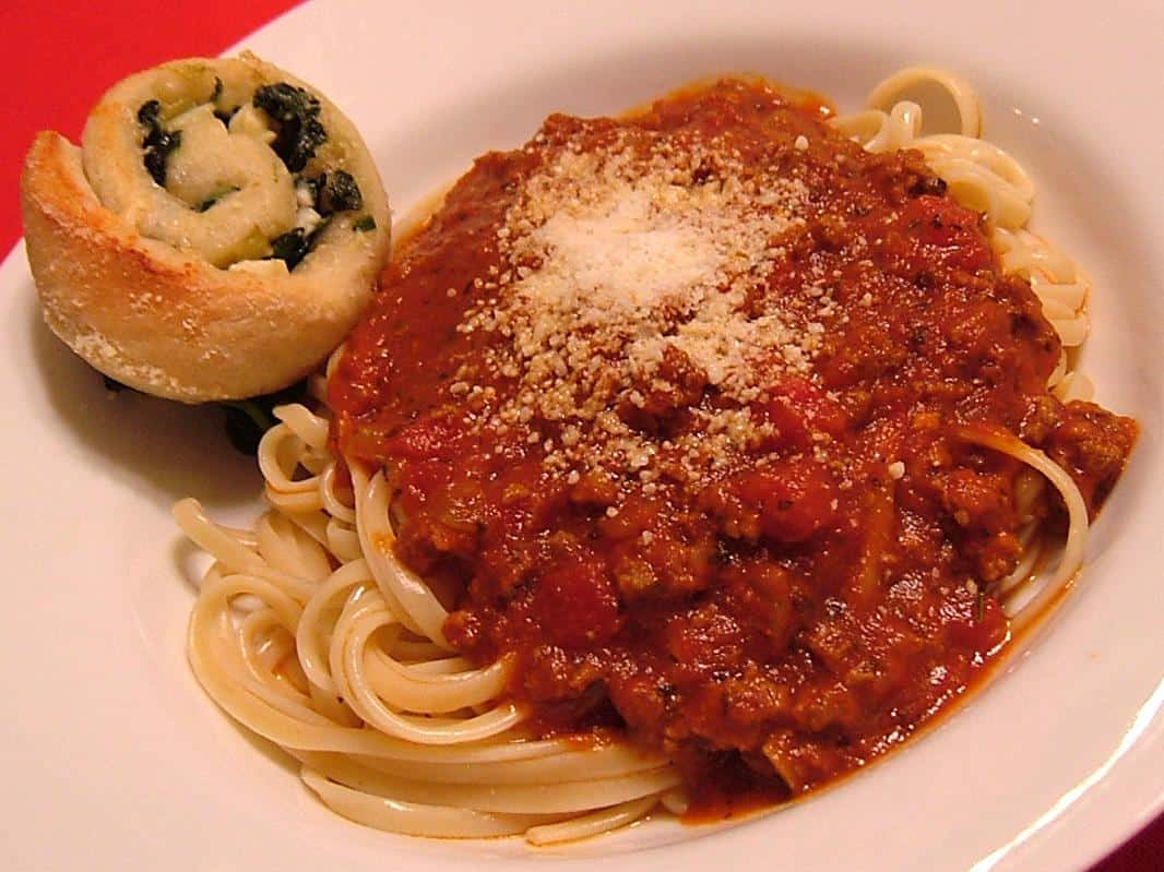 Mom’s Irish-American Spaghetti Sauce With Sausage and Meatballs Recipe