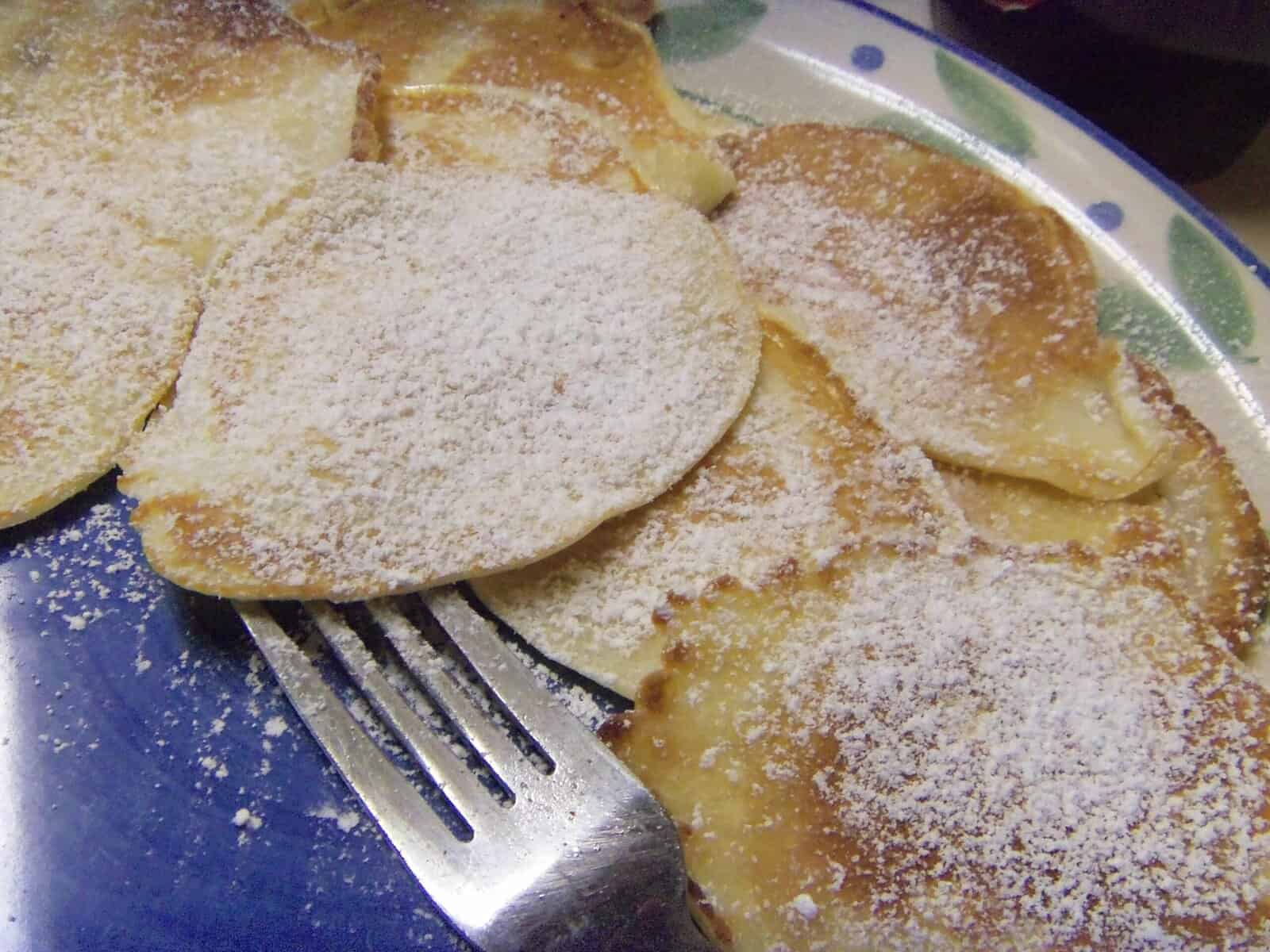  Perfect for breakfast or dessert, these pancakes are impossible to resist.