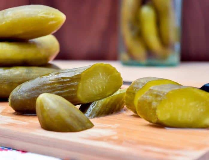 Delicious Persian Pickles Recipe for a Flavorful Snack