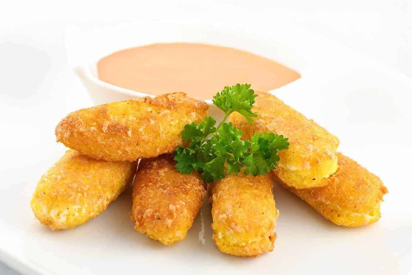 Irresistible Puerto Rican Cheese Fritters Recipe