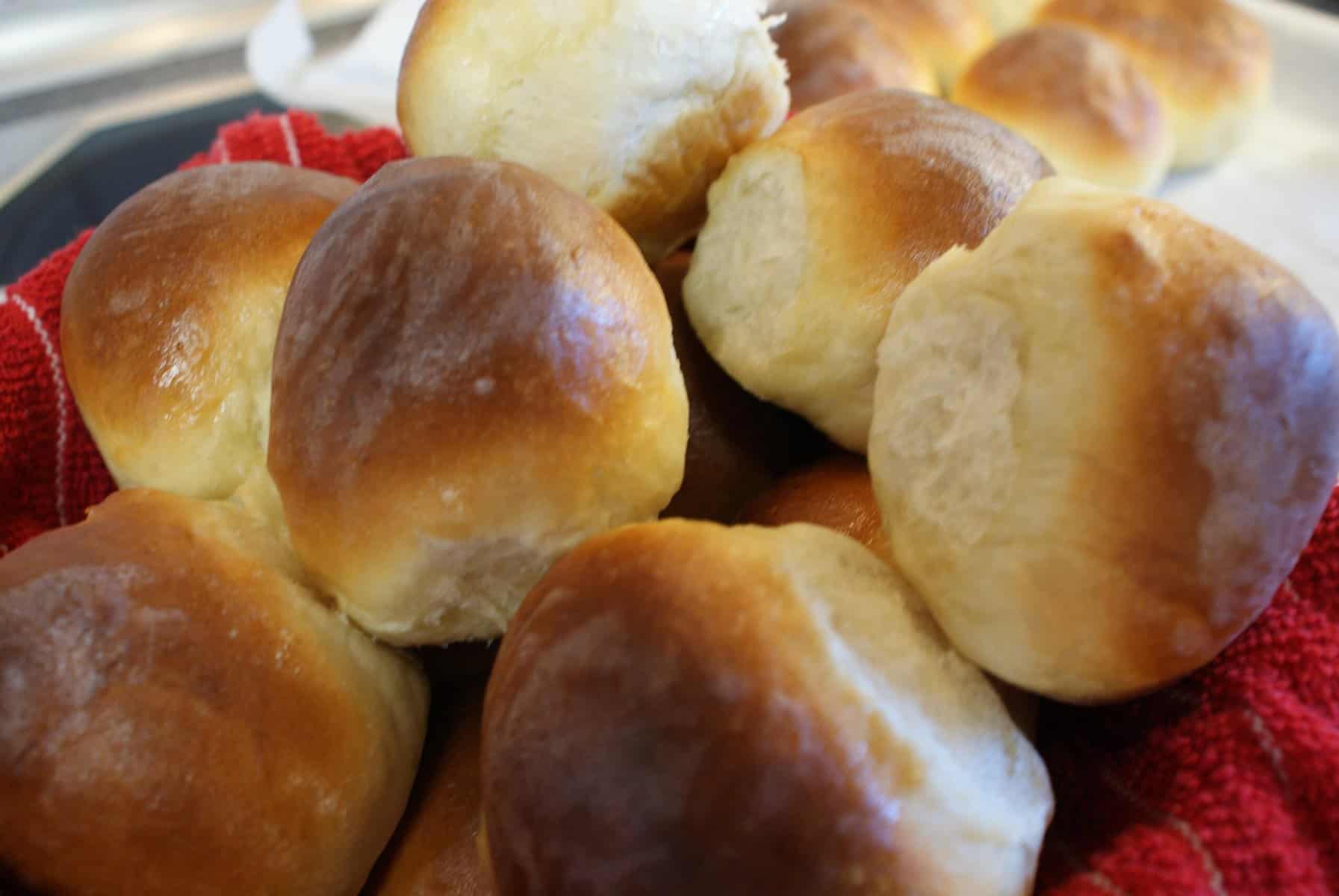 Heavenly Quincy’s Yeast Rolls Recipe for Any Occasion