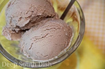  Scoop up some nostalgia with this delicious Yoohoo Ice Cream!