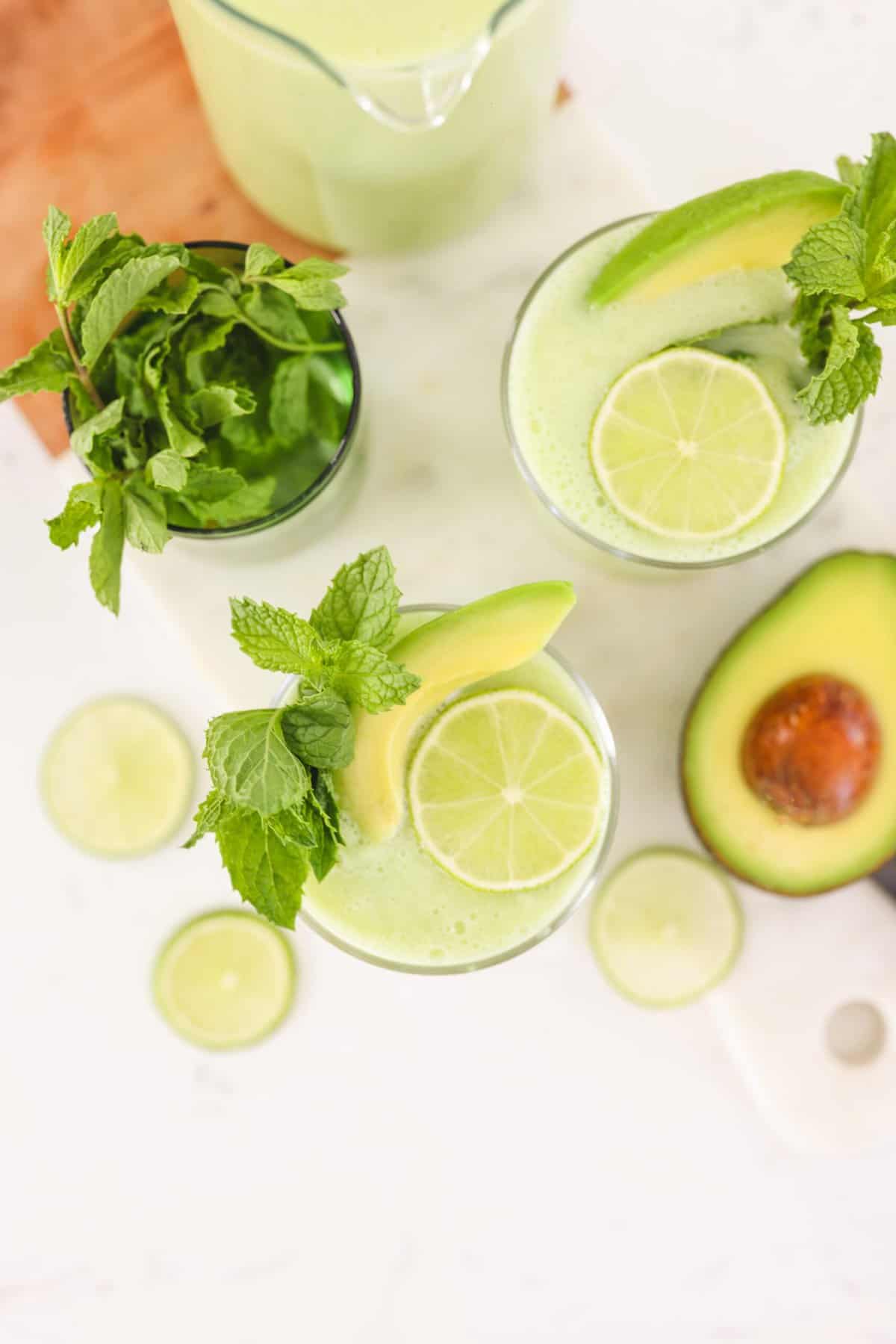  Sip on a taste of California with this refreshing avocado cooler 🍹