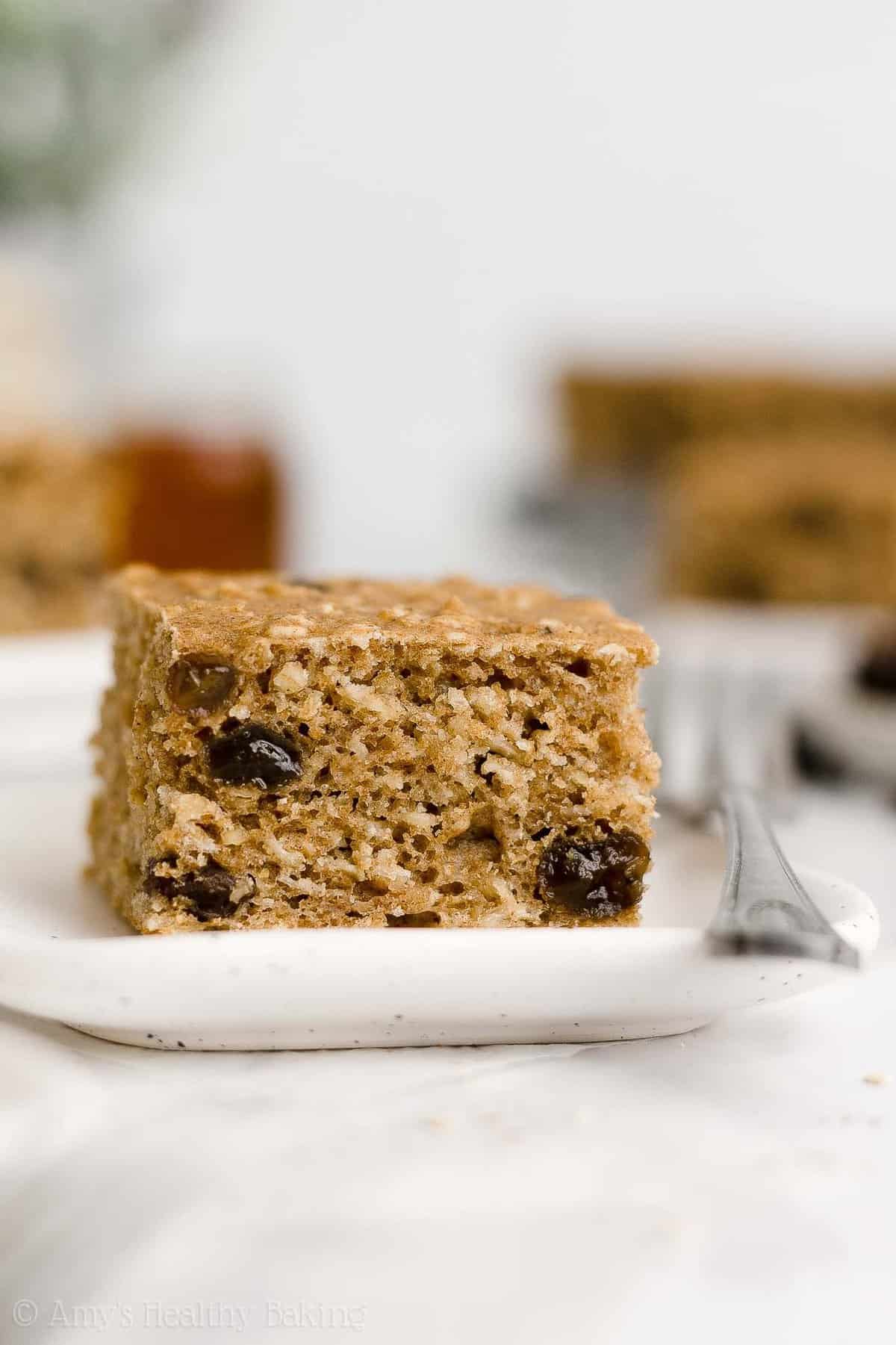  These oatmeal cakes are the perfect breakfast for a busy morning!