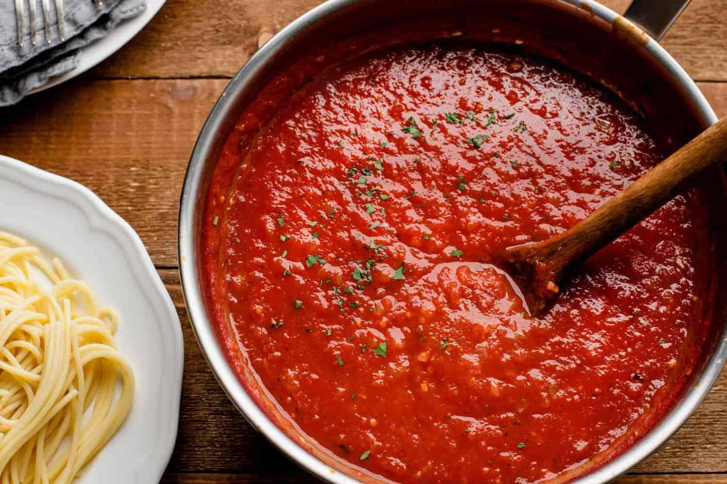 Homemade Tomato Sauce Recipe That’s Simply Delicious