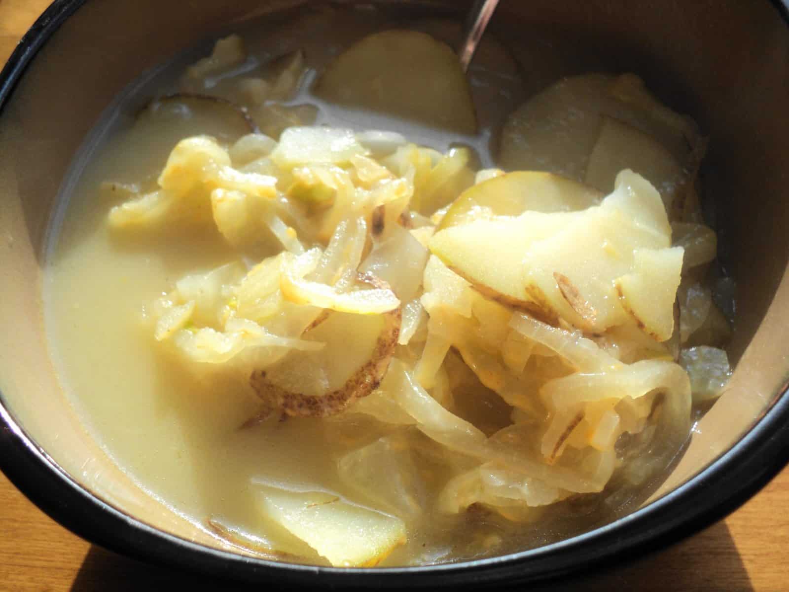 Creamy and Delicious Vegetarian Potato Soup Recipe