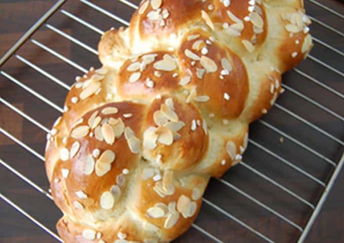  Warm and soft Friedas Bread, a true delight for the senses.