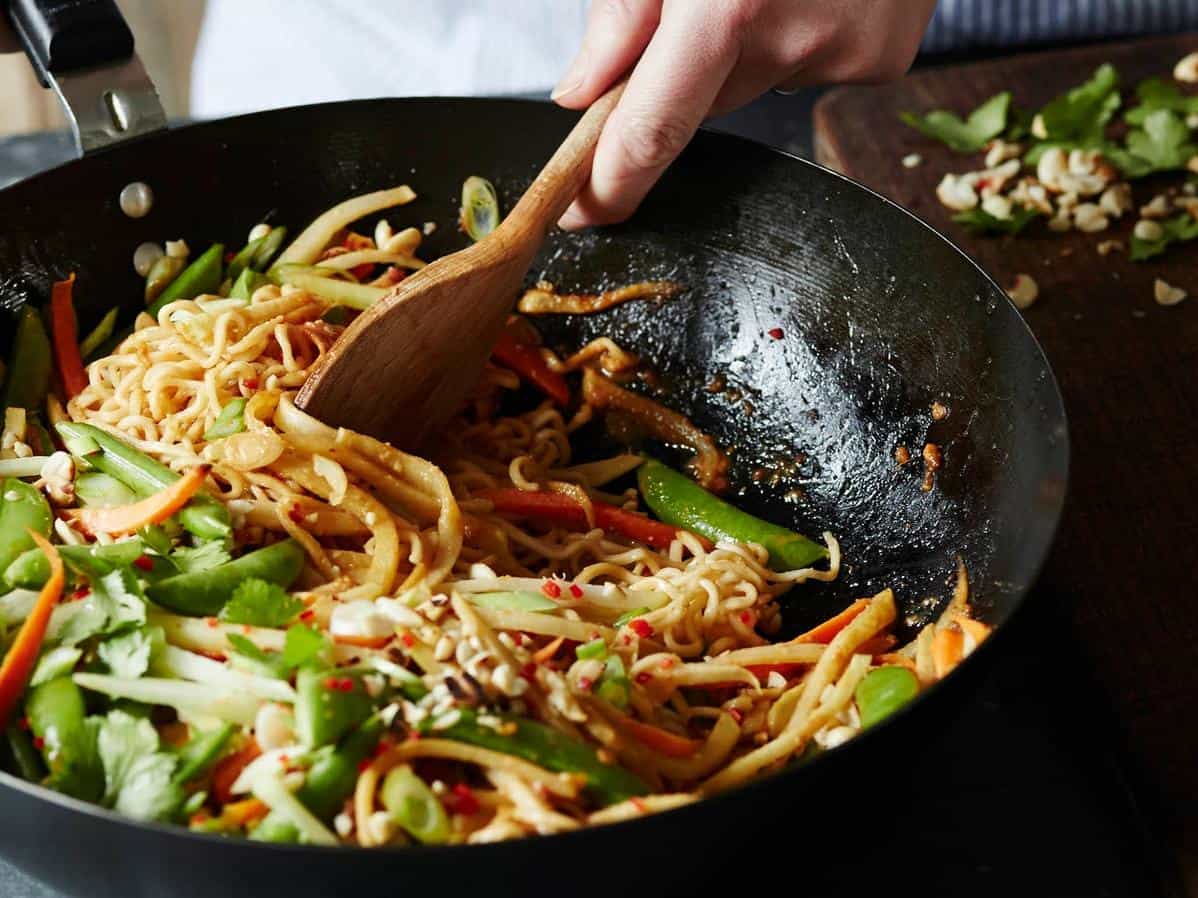  Who says healthy eating has to be boring? Try this exciting kohlrabi stir fry.