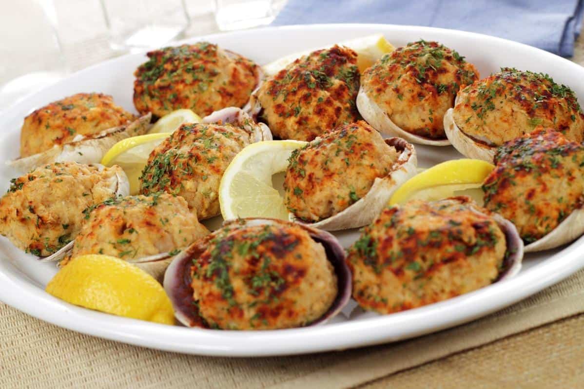  With a crispy breadcrumb topping and a savory clam filling, these stuffies are a crowd-pleaser.